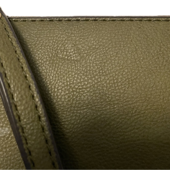 Joy Susan vegan leather mini crossbody clutch with detachable strap. - Picture 3 of 7